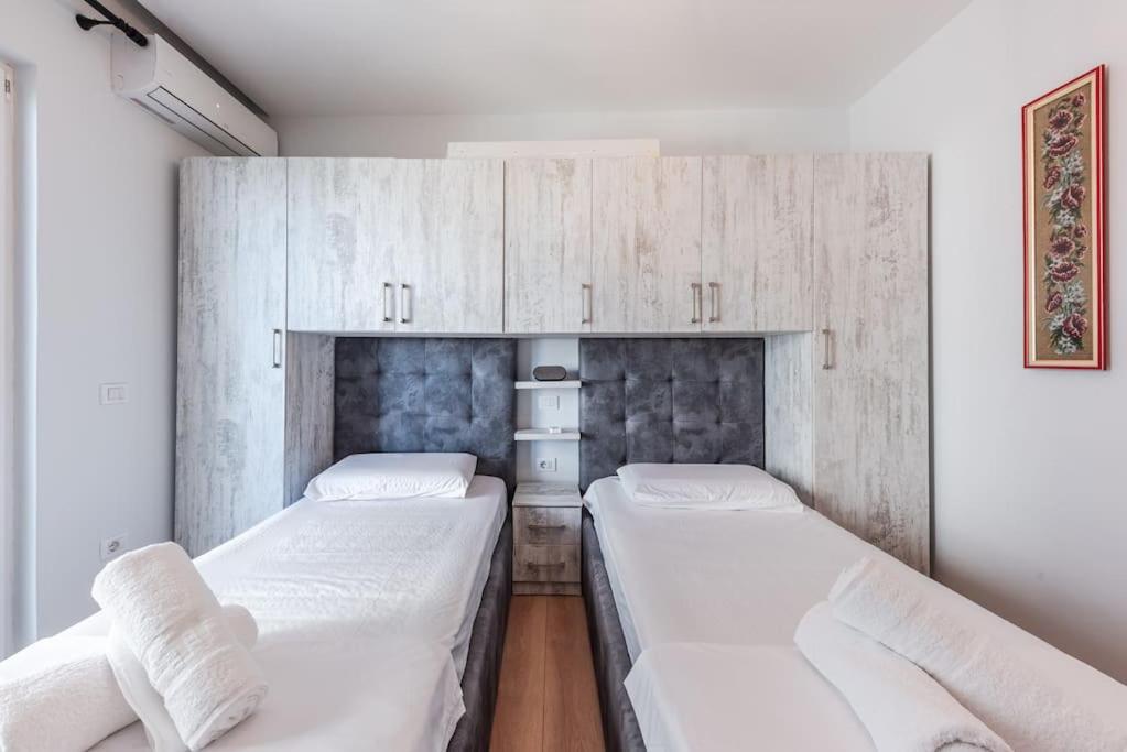 Seaview Luxury Suite By Ps Golem  Buitenkant foto
