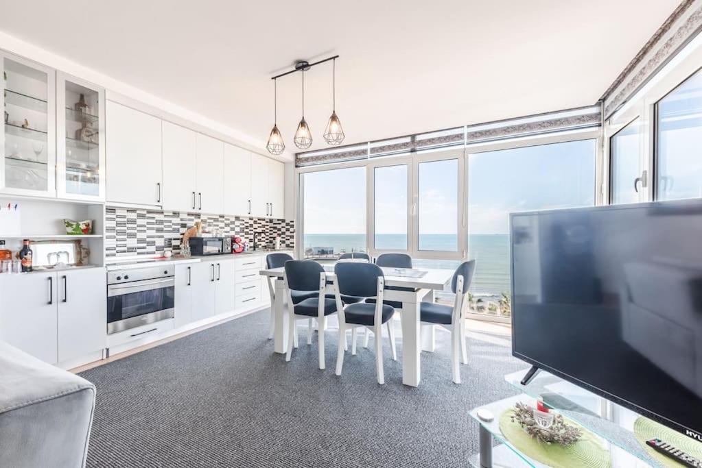 Seaview Luxury Suite By Ps Golem  Buitenkant foto